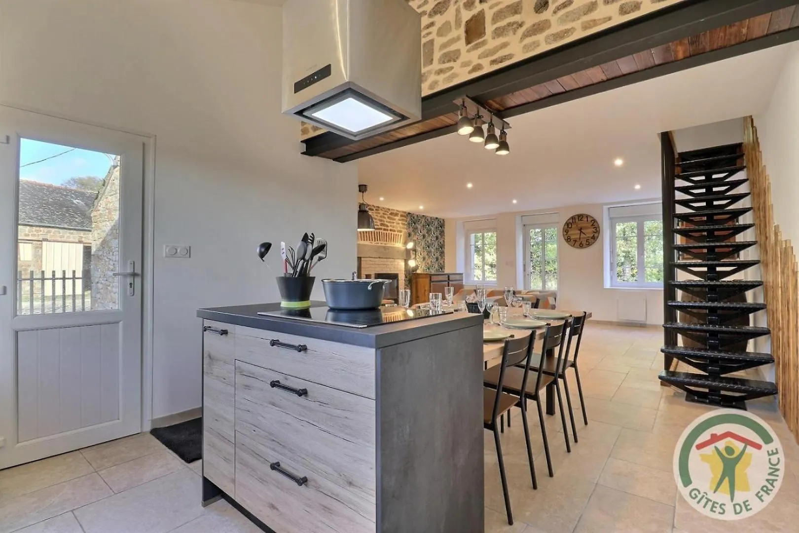 Holiday home Youwen Maen Roch